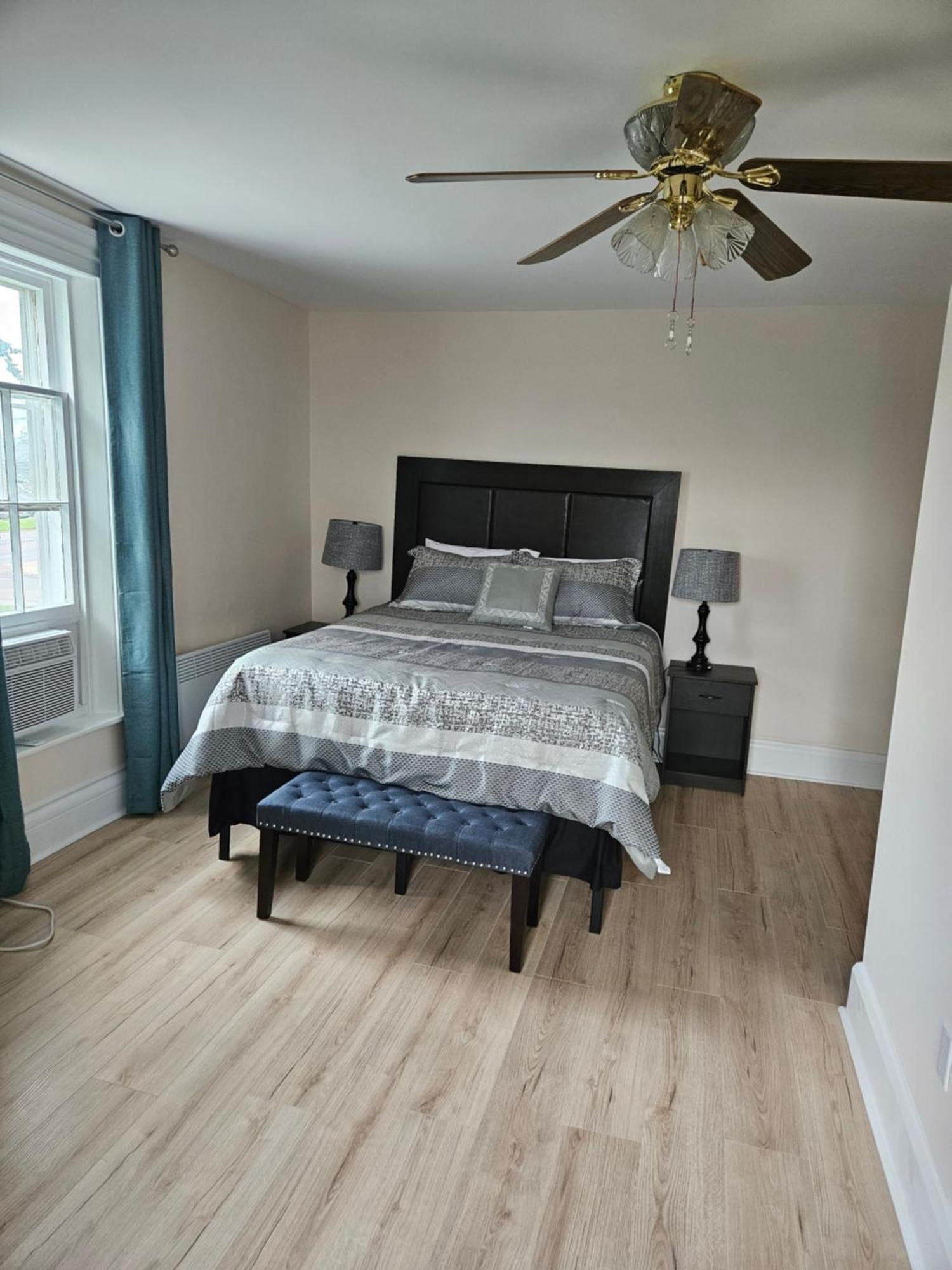 Sunflower Guest Suites Summerside Exterior foto